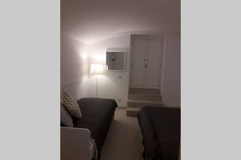 Cattaro Street - Apartment Near The Sea Бари Екстериор снимка