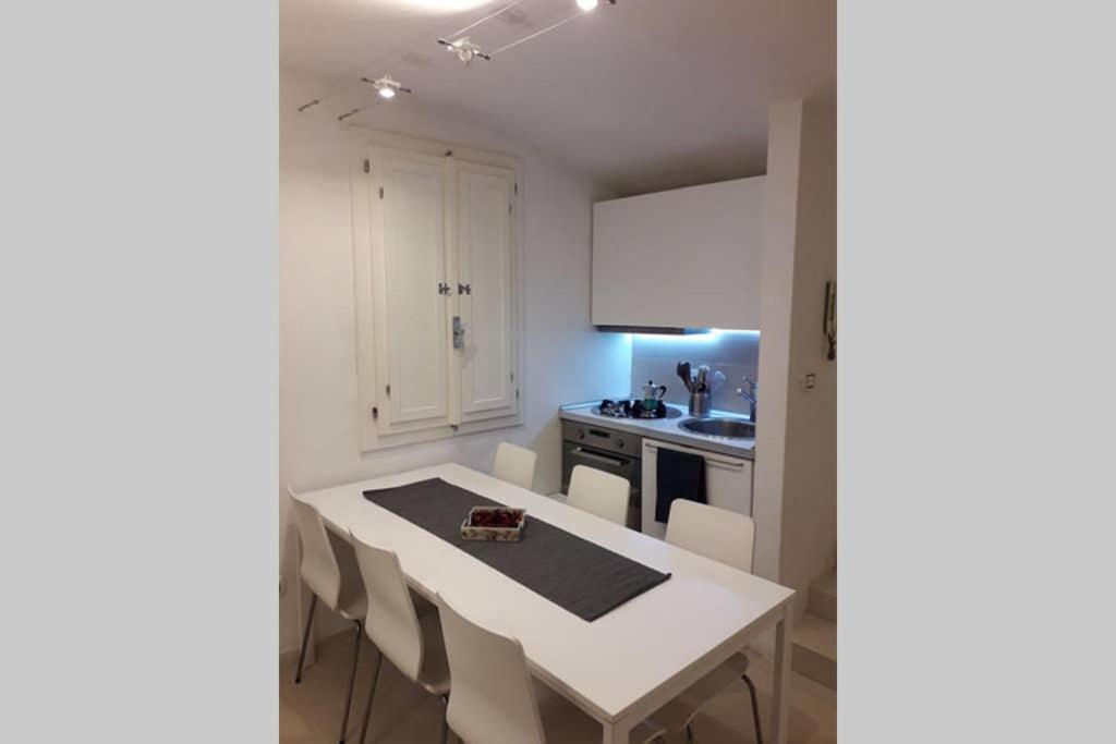Cattaro Street - Apartment Near The Sea Бари Екстериор снимка